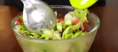 preparing the salad