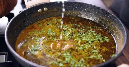 Step 8: preparing Kolhapuri Mutton Tambda Rassa