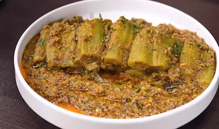 Step 8: Bharwa Turai garnished with coriander and ready to serve