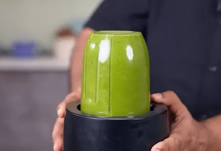 Step 2: preparing green chutney for Street-Style Chole Pattice