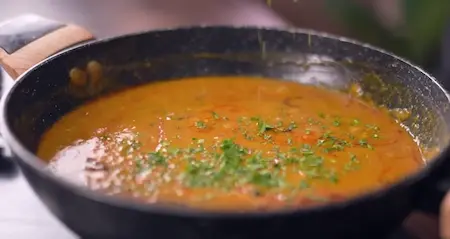 Step 7: Simmering and finishing the Burhanpuri Dal