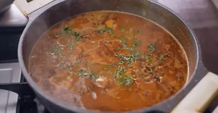 Step 8: finishing aloo sabji for Pancham Style Puri Sabji