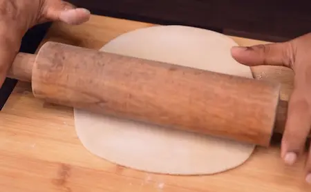 Step 7: Kneading whole wheat dough for Mirch Laccha Paratha to serve with Soyabean Ki Sabzi