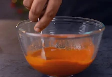 Making coconut spice paste for Malai Pyaaz ki Sabzi