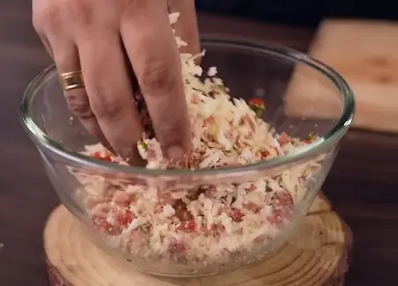 Step 2: making paneer stuffing for Paneer Crispy Sandwich