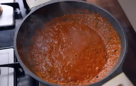 Simmering curry for Lababdar Dhaba Style Egg Masala Recipe