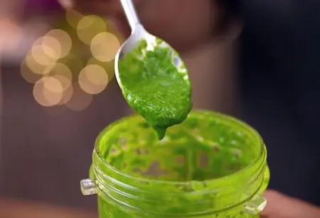 Step 1 preparing leela masala for Street Style Surti Paneer Ghotala Recipe