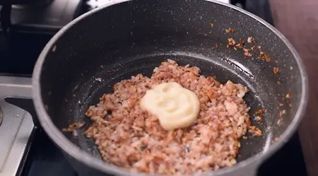Step 3: Cooking ginger garlic paste in the masala for Soyabean Ki Sabzi