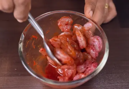 Step 2: marinating prawns for Maharashtrian Fish Thali
