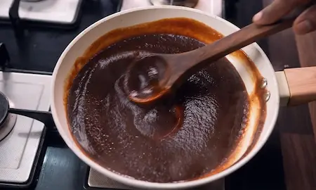 Step 1: Preparing saunth chutney for Sindhi Dahi Mirchi Chaat with tamarind, jaggery and roasted spices