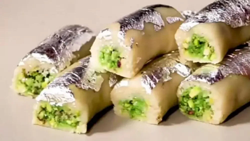 Step-by-Step Kaju Pista Roll Recipe